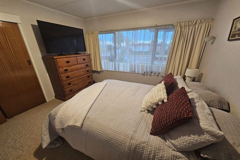 Photo of property in 28 Freyberg Avenue, Tamatea, Napier, 4112