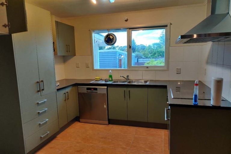 Photo of property in 78 Friesian Drive, Mangere, Auckland, 2022