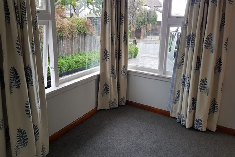 Photo of property in 3 Westmont Street, Ilam, Christchurch, 8041