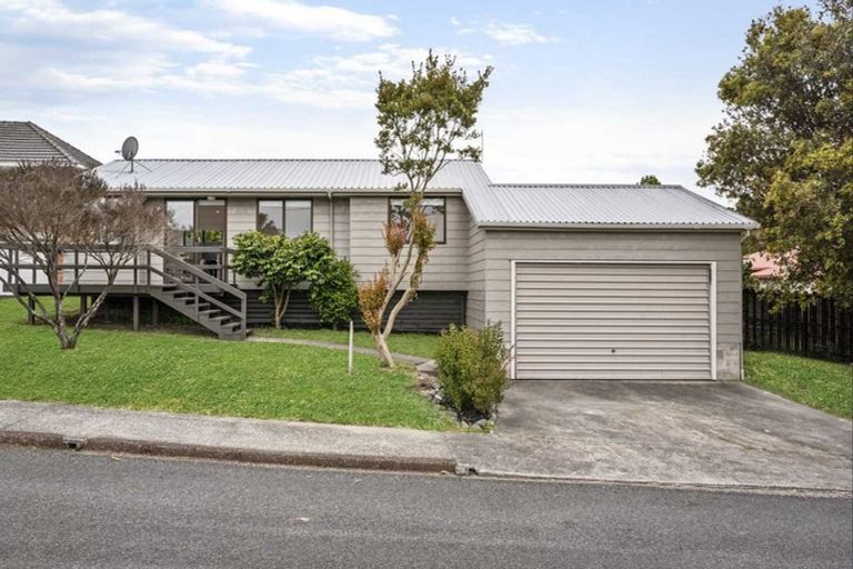 Photo of property in 1/1 Meadowvale Avenue, Forrest Hill, Auckland, 0620