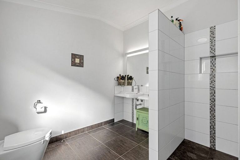 Photo of property in 41 Forrester Drive, Welcome Bay, Tauranga, 3112