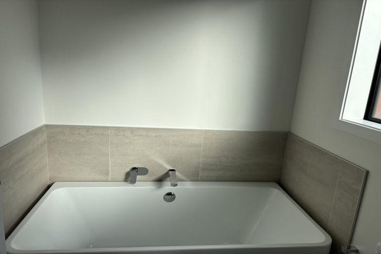 Photo of property in 41u3 Prisk Street, Melville, Hamilton, 3206