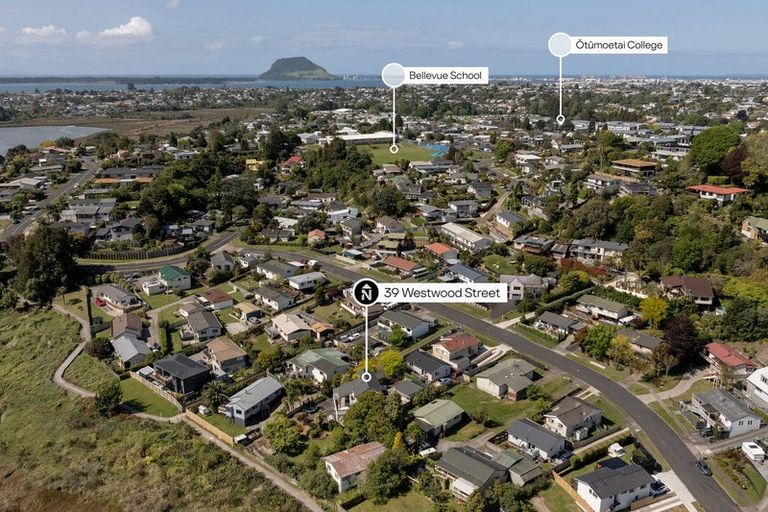 Photo of property in 39 Westwood Street, Bellevue, Tauranga, 3110