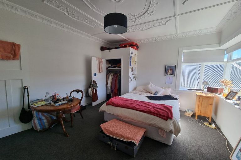 Photo of property in 50a The Parade, Island Bay, Wellington, 6023