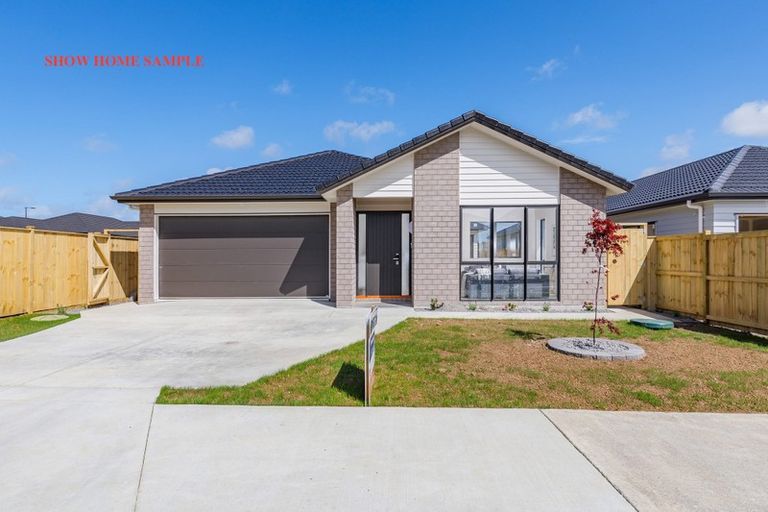 Photo of property in 9 Dida Park Drive, Kumeu, 0810