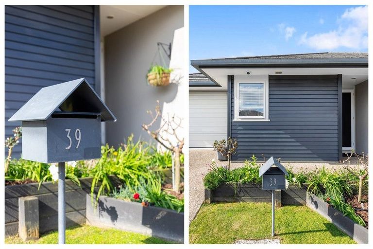 Photo of property in 39 Bridgewater Way, Pyes Pa, Tauranga, 3112