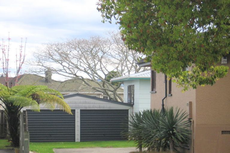 Photo of property in 52b Bellevue Road, Brookfield, Tauranga, 3110