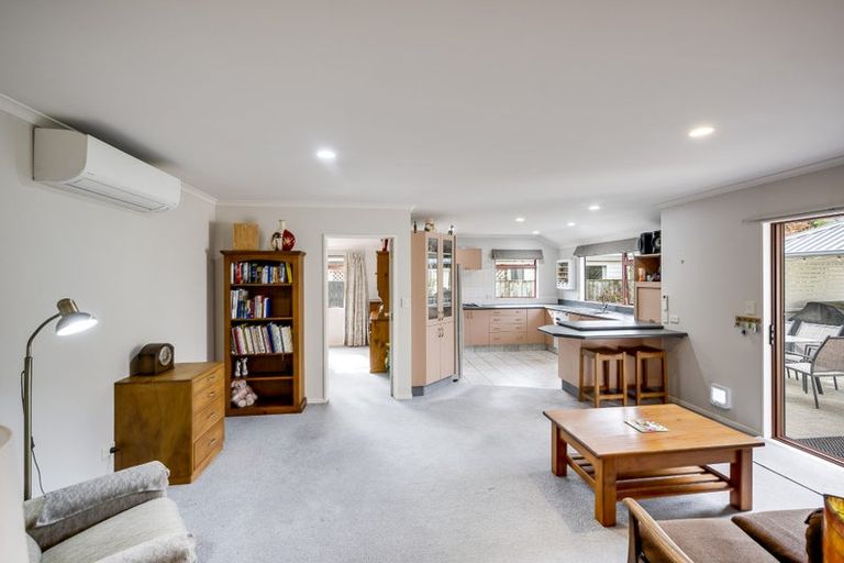 Photo of property in 8 Gresham Place, Taradale, Napier, 4112