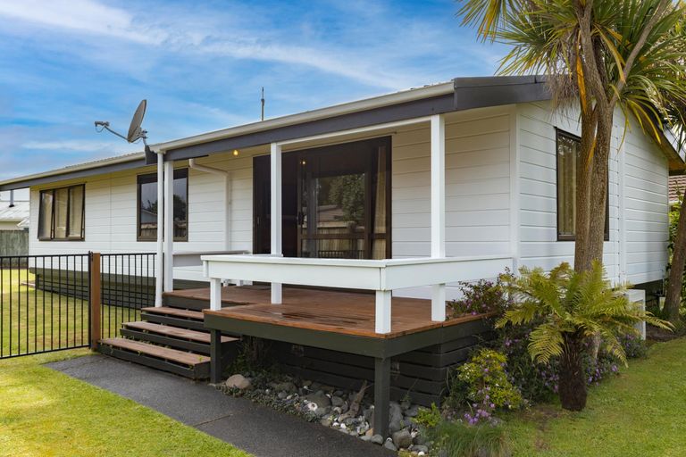 Photo of property in 12 Leather Street, Huntly, 3700