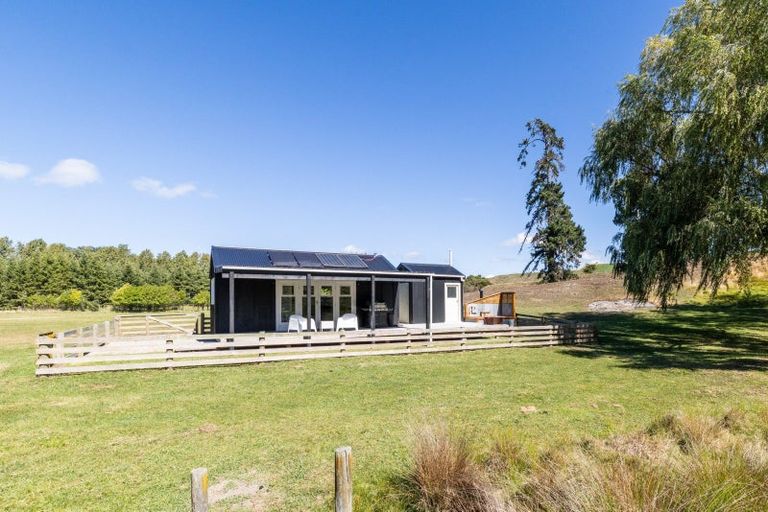 Photo of property in 10 Charlton Road, Te Awanga, 4102