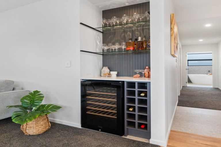 Photo of property in 96 Stationmasters Way, Prebbleton, 7604