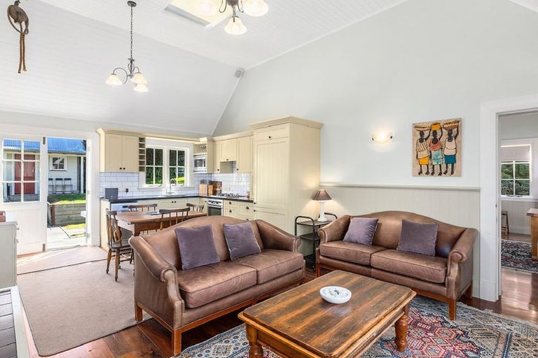 Photo of property in 1 Tui Street, Saint Leonards, Dunedin, 9022