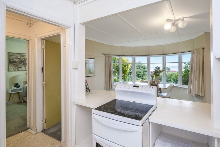 Photo of property in 134 Seaview Road, Paraparaumu Beach, Paraparaumu, 5032