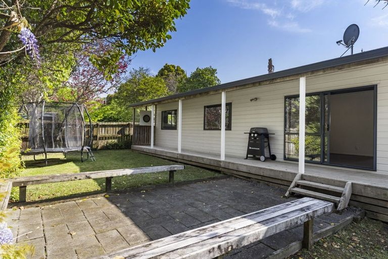Photo of property in 1/3 Matama Road, Glen Eden, Auckland, 0602