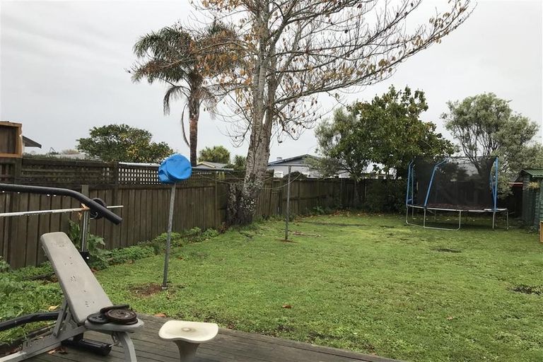 Photo of property in 2/60 Jellicoe Road, Manurewa, Auckland, 2102