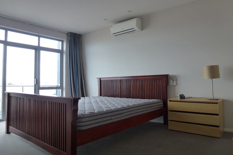 Photo of property in 4 Reads Quay, Gisborne, 4010