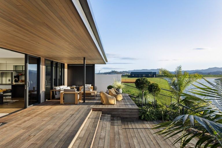 Photo of property in 29 Kahu Crescent, Whitianga, 3510