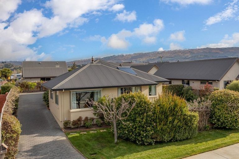 Photo of property in 31 Larch Crescent, Alexandra, 9320