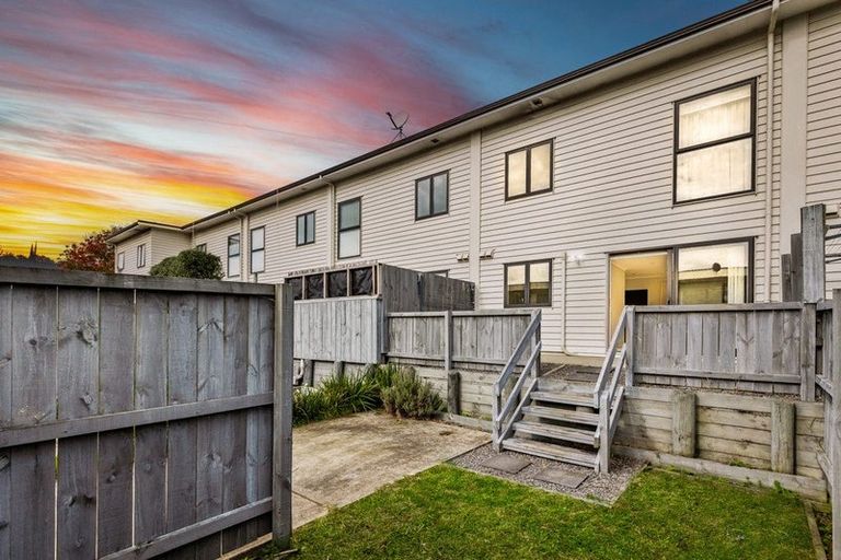 Photo of property in 4/38 Brigham Creek Road, Whenuapai, Auckland, 0618