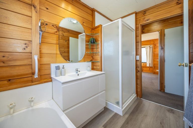 Photo of property in 16 Bramley Drive, Rototuna, Hamilton, 3210