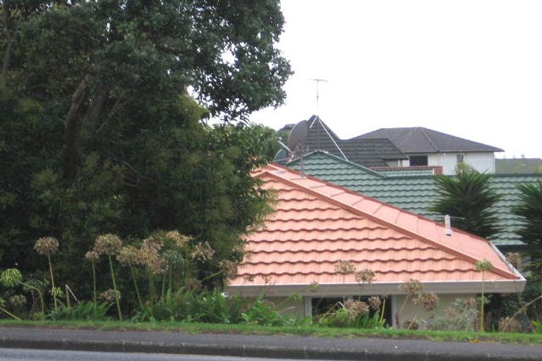 Photo of property in 4169a Great North Road, Glen Eden, Auckland, 0602