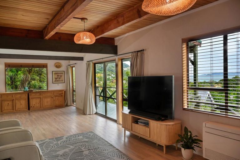 Photo of property in 126a Cheviot Road, Lowry Bay, Lower Hutt, 5013