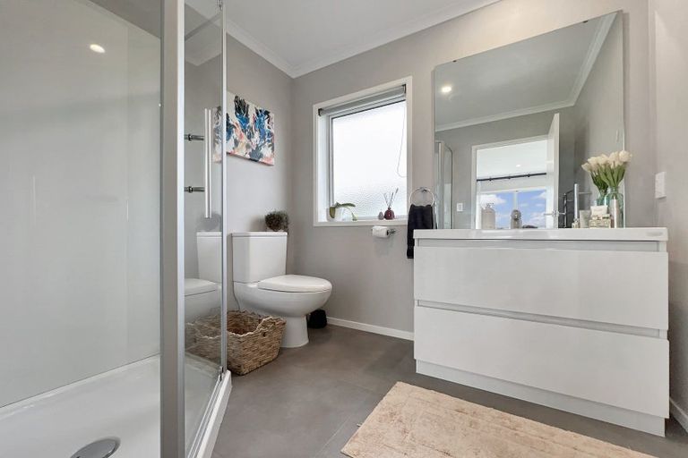 Photo of property in 36 Westside Road, Port Waikato, Tuakau, 2695