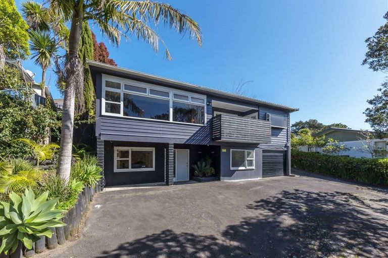 Photo of property in 9 Berne Place, Birkenhead, Auckland, 0626