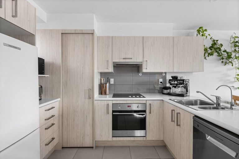 Photo of property in 115/17 Link Crescent, Stanmore Bay, Whangaparaoa, 0932