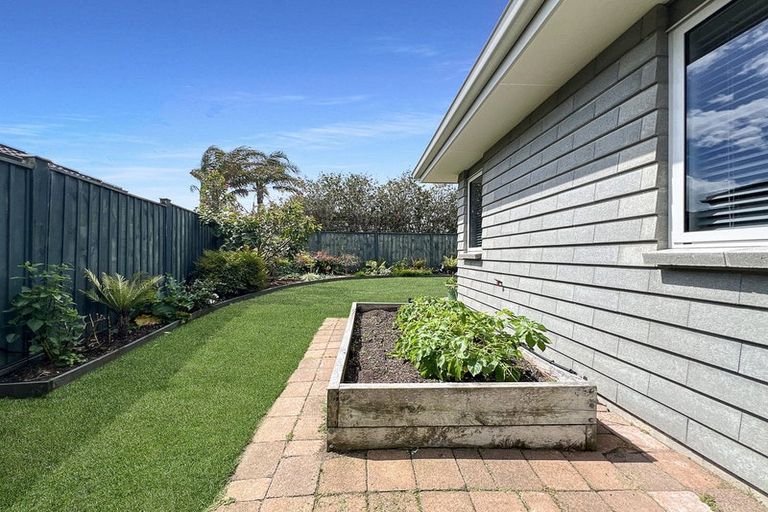 Photo of property in 65 Capriana Drive, Karaka, Papakura, 2113
