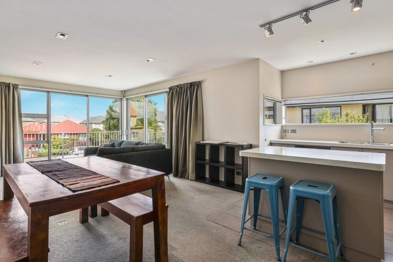 Photo of property in 44a Picton Avenue, Riccarton, Christchurch, 8011