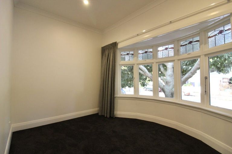 Photo of property in 37 Roy Street, Newtown, Wellington, 6021