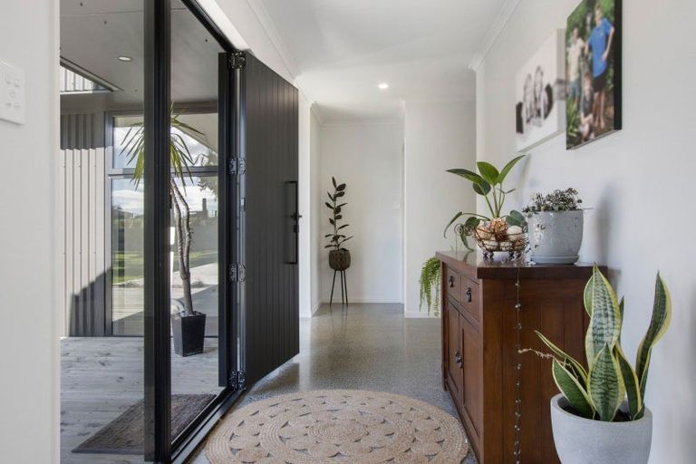 Photo of property in 169 Busby Road, Tahawai, Katikati, 3170