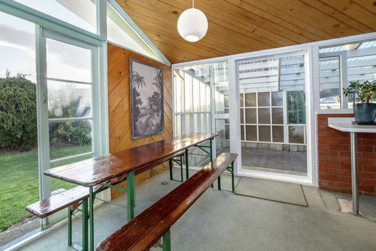 Photo of property in 63 Strasbourge Street, Martinborough, 5711