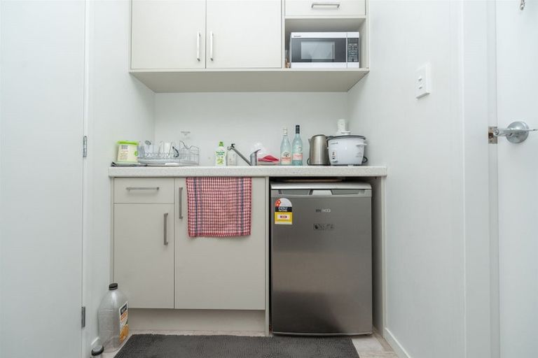 Photo of property in 30u2 Hunter Street, Hamilton Lake, Hamilton, 3204