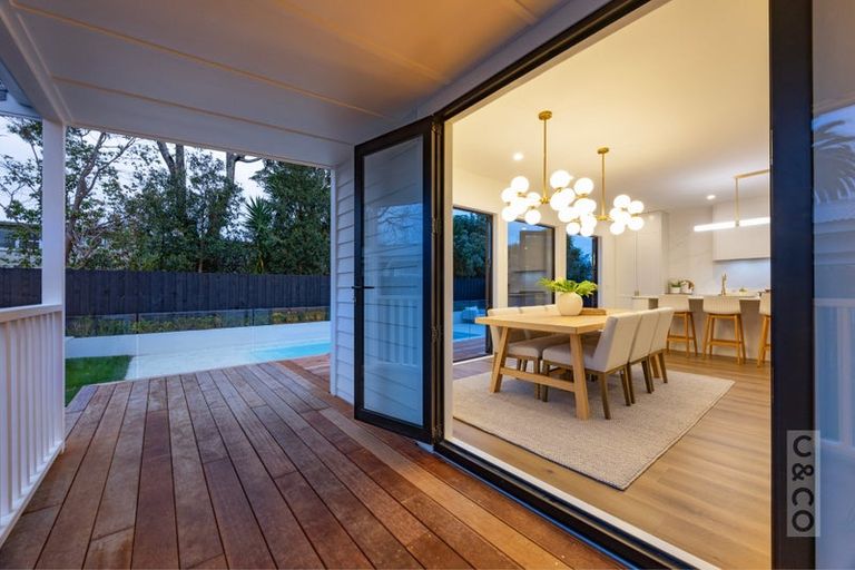 Photo of property in 15 Edward Street, Riverhead, 0820