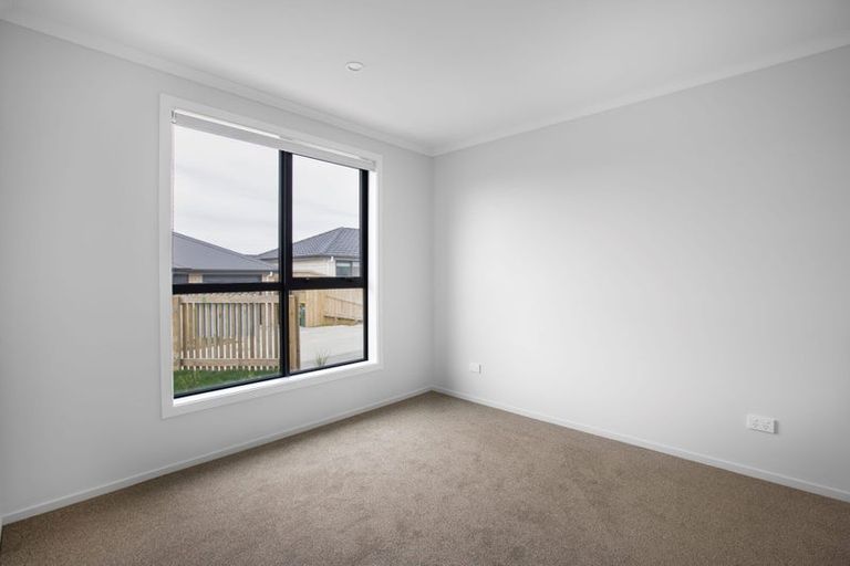 Photo of property in 64 Scenic Rise, Rototuna North, 3281
