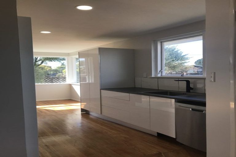 Photo of property in 40 Inwoods Road, Parklands, Christchurch, 8083