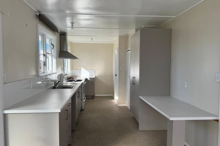 Photo of property in 1011 Saint Aubyn Street West, Saint Leonards, Hastings, 4120