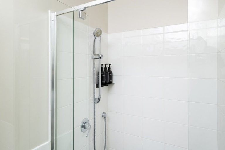 Photo of property in 117/2 Reads Quay, Gisborne, 4010