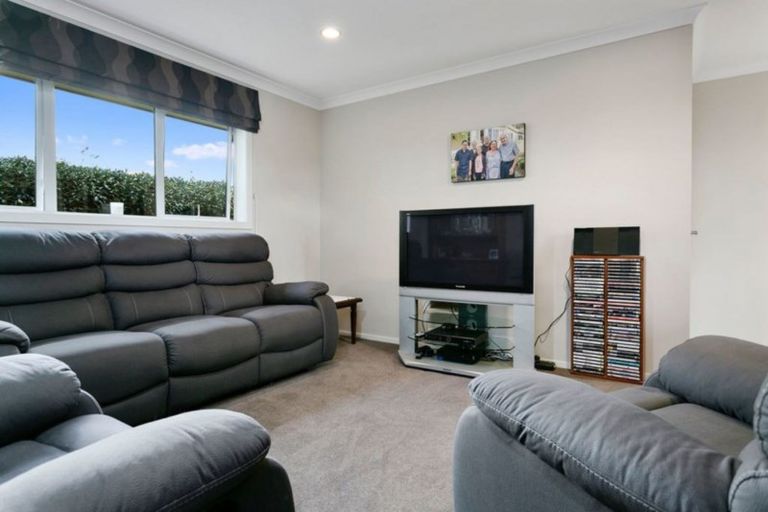 Photo of property in 23 Lilac Close, Cambridge, 3434