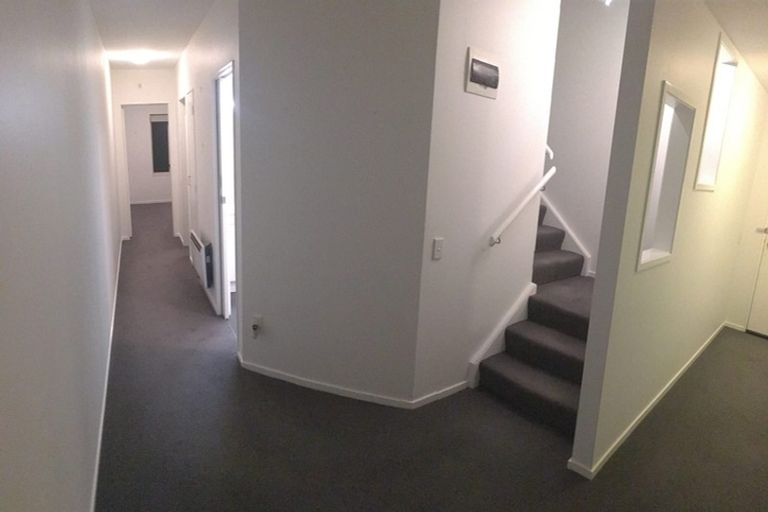 Photo of property in Luxford Villas, 115/72u Herald Street, Berhampore, Wellington, 6023