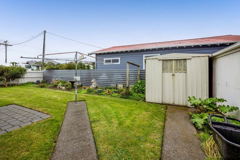 Photo of property in 11 Furlong Street, Hawera, 4610