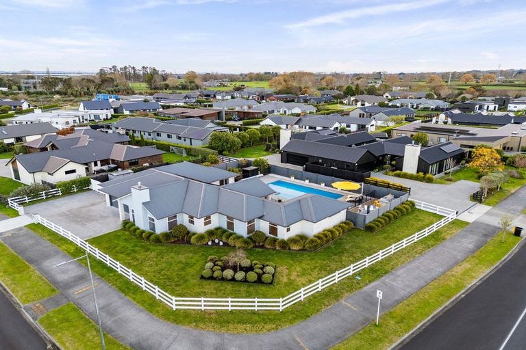 Photo of property in 85 Alan Livingston Drive, Cambridge, 3434