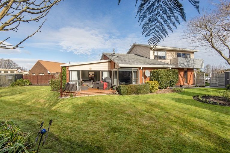 Photo of property in 25 Mendip Place, Casebrook, Christchurch, 8051