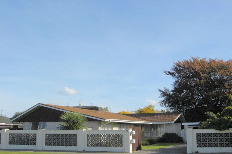 Photo of property in 1/191 Waimairi Road, Ilam, Christchurch, 8041