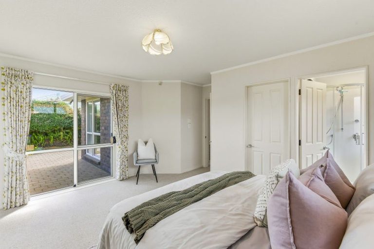 Photo of property in 26 Beach Haven Place, Paraparaumu Beach, Paraparaumu, 5032