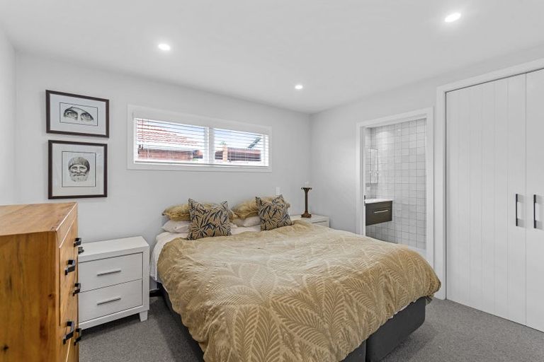 Photo of property in 3b Paton Avenue, Te Atatu South, Auckland, 0610