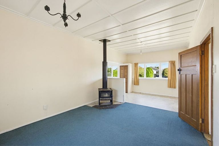 Photo of property in 1/38 Wordsworth Crescent, Maraenui, Napier, 4110