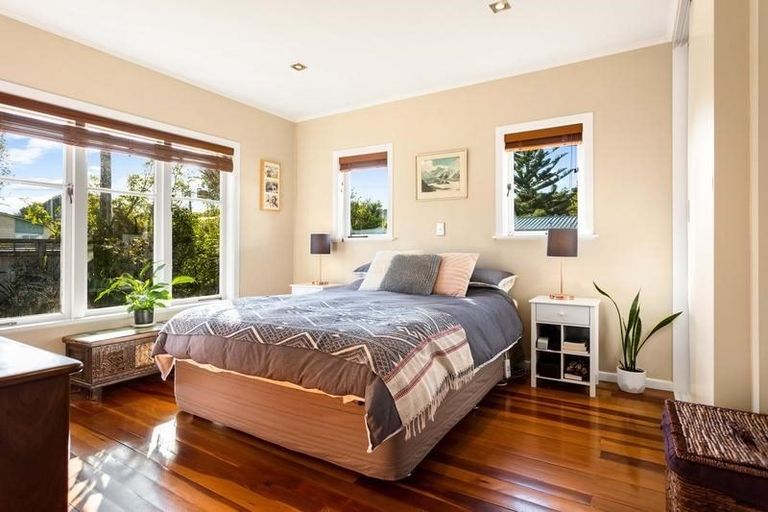 Photo of property in 1/68 Routley Drive, Glen Eden, Auckland, 0602